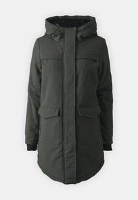 Mörkgrön isolerad jacka med huva, med två framfickor, elastiska ärmslut och dragkedjestängning. Slät textur, knälång design.