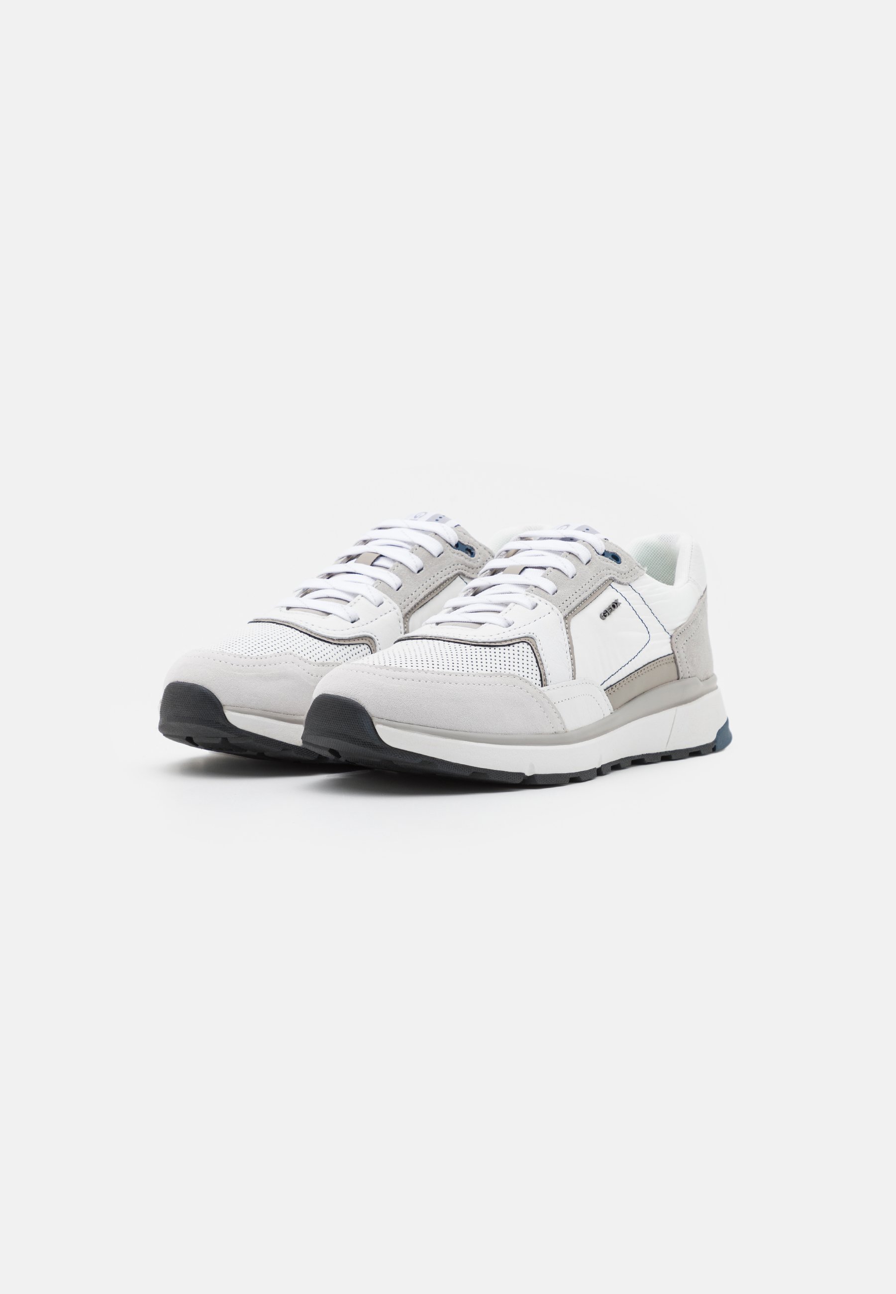 Geox DOLOMIA - Sneakers laag - white/light grey/wit - Zalando.nl
