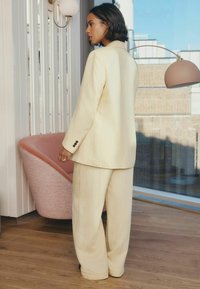 Next Blazer - yellow
