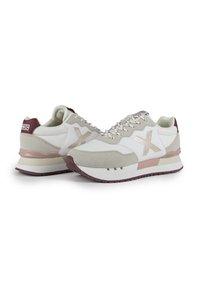 MUNICH DASH SKY - Zapatillas - white
