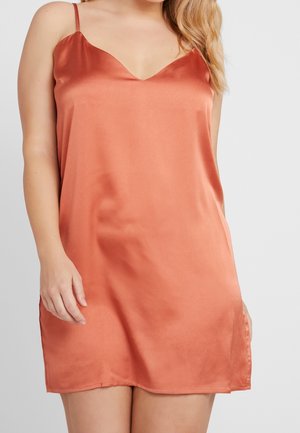 Robe de jour - metallic red