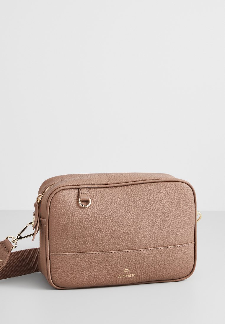 Geantă crossbody