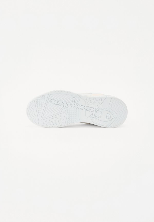 POINT LOW TECH - Basketball shoes3