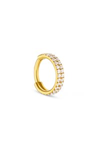 Guld hoops ørering med en række klare, runde krystaller, der omkranser den ydre kant. Glat metalfinish med en poleret overflade og sømløst design.