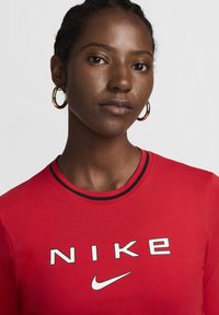 Nike Sportswear SLIM CRP OC - Hosszú ujjú felső - university red