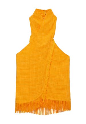 Rochie portocalie fără mâneci cu design tip wrap, cu franjuri de-a lungul tivului, material texturat și o închidere mică tip cheie la decolteu.