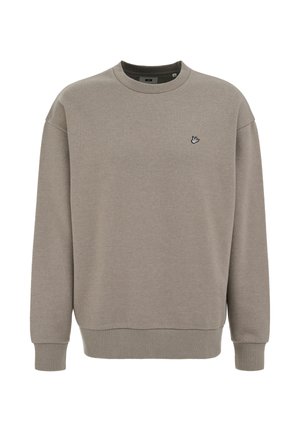 Sivá mikina z mäkkej tkaniny s okrúhlym výstrihom, dlhými rukávmi a malým čiernym vyšívaným logom na hrudi.