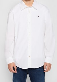 Tommy Hilfiger SOLID - Koszula