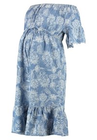 Sininen off-the-shoulder mekko valkoisella kukkakuviolla, frillihihat, vyötä ympäröivä vyötärö ja levenevä helma. Valmistettu kevyestä kankaasta.