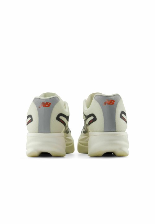 New Balance SUPERCOMP ELITE V6 - Trainers - pistachio butter sea salt — photo 3