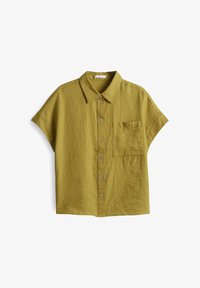 Unselected, tropical moss