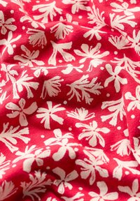 Thumbnail Image 5