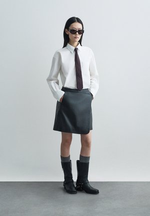 Vivienne Westwood JACKIE - Sunglasses - black