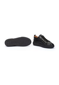 Pikolinos RIELLS - Zapatillas - 802