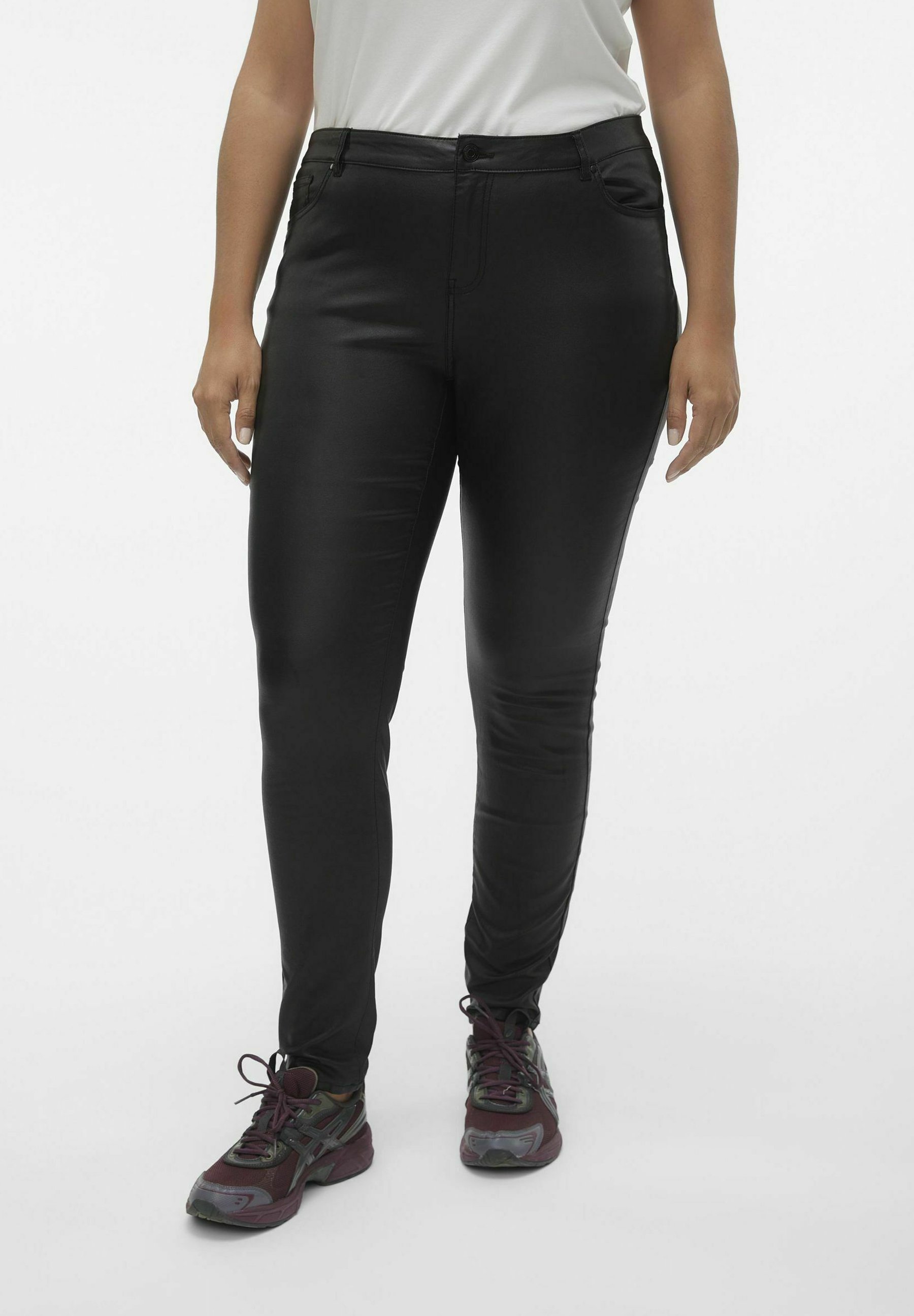Vero Moda VMMAYA MW LOOSE SOLID PANT NOOS 10225280 Nero - Abbigliamento Pantaloni Donna 32,40