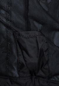 Nike Performance Kurtka przeciwdeszczowa