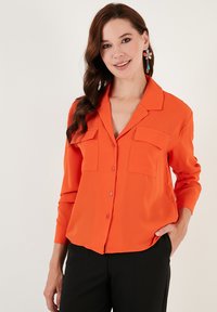 LELA Button-down blouse - orange
