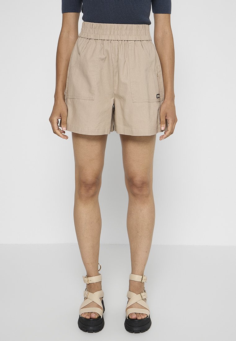 Barbour International Shorts beige Barbour International Shorts beige