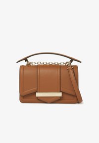 Επιλέχθηκε, dark tan