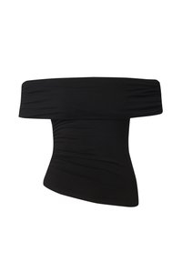 Zwarte off-shoulder top met een aansluitende snit, gemaakt van een gladde, rekbare stof. Beschikt over een geraffineerde textuur en een asymmetrische zoom.