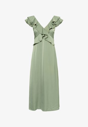 Robe sans manches vert sauge clair avec un décolleté en V profond et des détails à volants le long de l'encolure et de la taille sur un fond blanc uni.