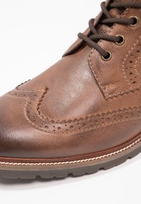 Pier One Stivaletti stringati - cognac