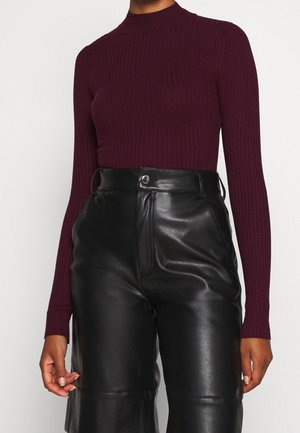 Sweter