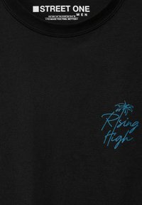 Street One MEN MIT BRUST - Triko s potiskem - schwarz
