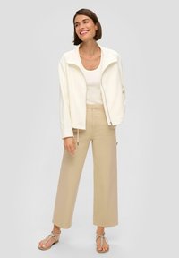 s.Oliver BLACK LABEL REGULAR FIT  - Stoffhose - beige