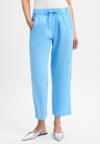 Niet geselecteerd, hellblau