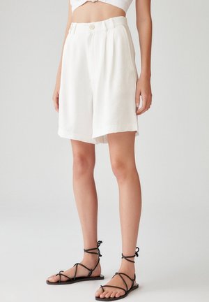 Shorts - white