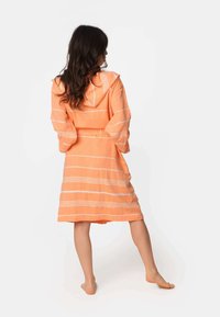 MAЯSIKØH AURA - Kućni ogrtač - orange