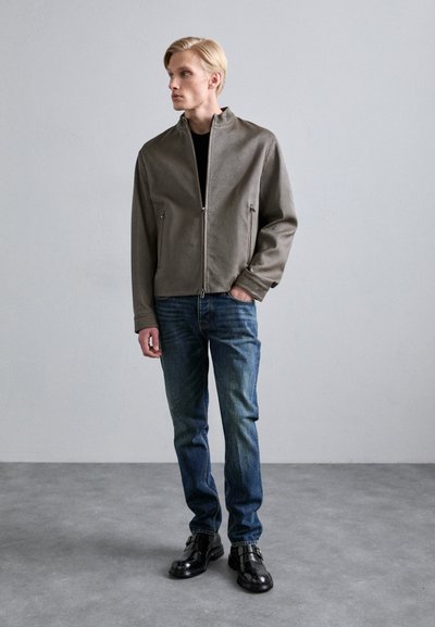 Emporio Armani 5 POCKETS PANT - Prigludę džinsai - blue denim