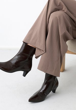 Paul Green, Bottines - braun