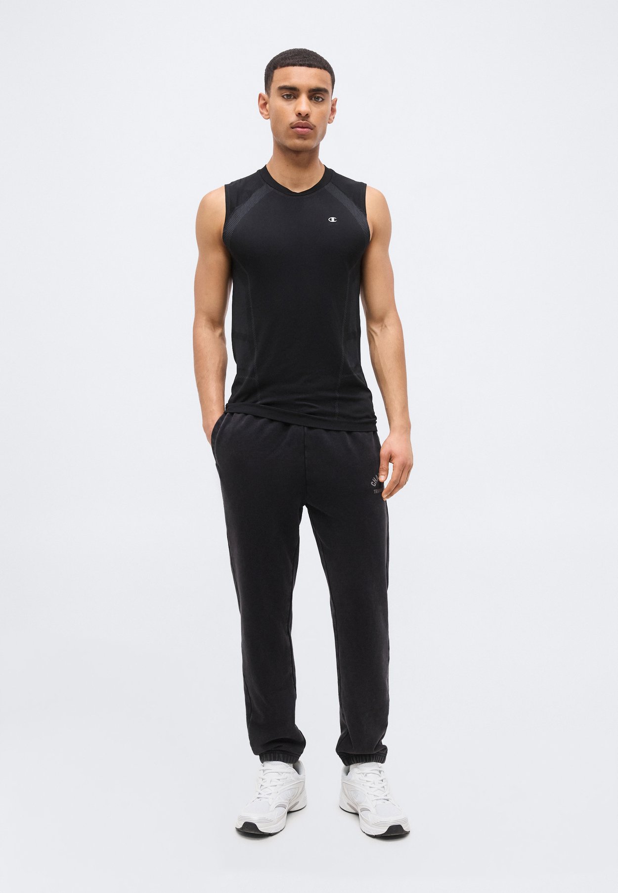 SEAMLESS TANK