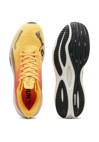 Puma VELOCITY NITRO 3 FADE - Zapatillas running asfalto - sun stream sunset glow puma white