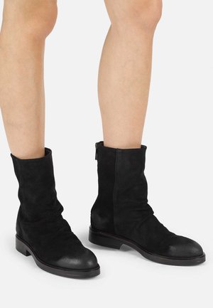 Felmini Botines - black