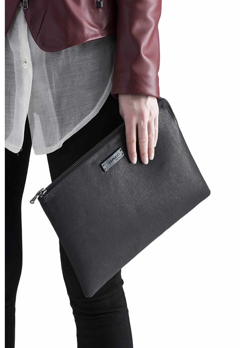 VSP Clutch black Zalando.de