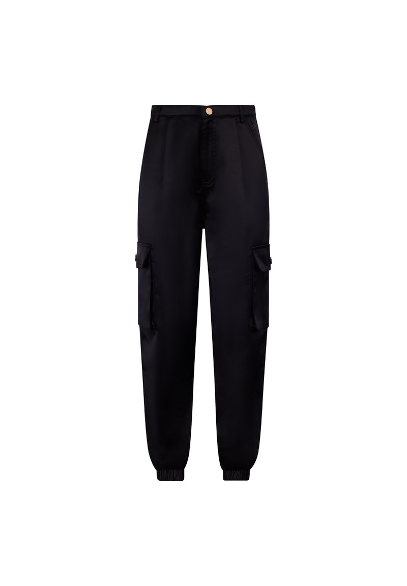 Schwarze Cargo-Hosen aus einem glatten Stoff, mit zwei Seitentaschen, elastischen Bündchen an den Knöcheln und einem Knopfverschluss an der Taille.