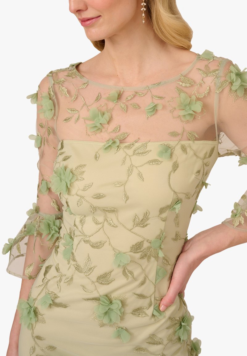 Adrianna Papell FLORAL EMBROIDERY SHEATH - Cocktail dress / Party dress - sage multi/light green - Zalando Adrianna Papell FLORAL EMBROIDERY SHEATH - Cocktail dress / Party dress - sage multi/light green - Zalando