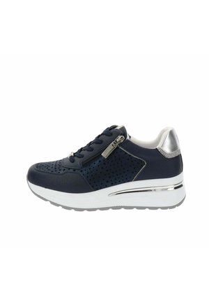 Scarpa da ginnastica blu navy con fianchi traforati, dettagli argento, cerniera laterale, suola imbottita bianca e dettaglio posteriore argento.