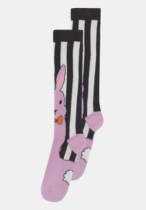 CARROT QUEEN - Zeķes - black/white/purple