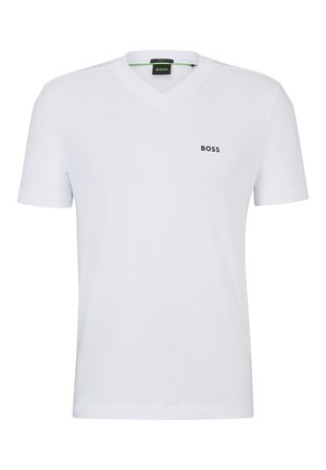 Weißes T-Shirt mit kurzen Ärmeln und V-Ausschnitt, kleinem schwarzen „BOSS“-Logo auf der linken Brust und Etikett innen am Halsausschnitt.