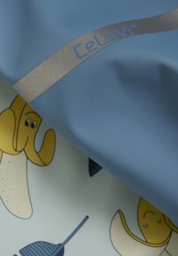 Thumbnail Image 5