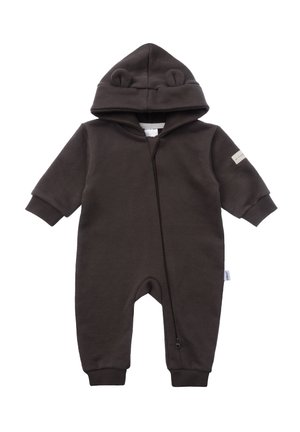 Brauner Fleece-Overall mit Bärenohren an Kapuze, vorderem Reißverschluss, gerippten Bündchen und einem kleinen Etikett am linken Ärmel. Weicher, warmer Stoff.