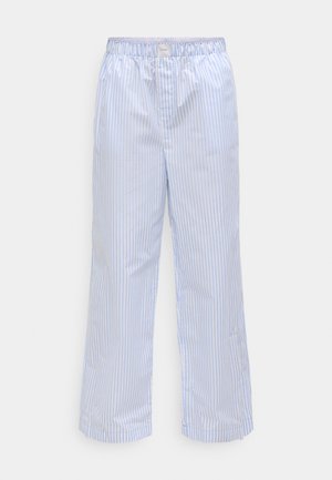 Gaiši zili un balti svītraini bikses no gludas auduma ar elastīgu jostasvietu un plašām kāju daļām. Kabatas nav redzamas.