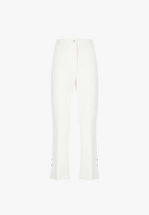 Pantaloni bianchi su misura con un design a gamba dritta, dotati di cintura, pieghe frontali e dettagli con bottoni alla caviglia. Tessuto morbido.