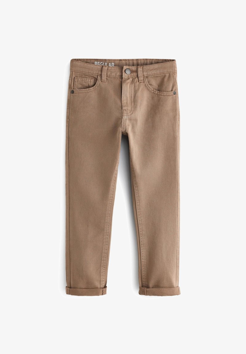 Pantaloni in denim marrone con una vestibilità regolare, caratterizzati da un orlo risvoltato, tasche laterali e una chiusura a bottone singolo. Tessuto testurizzato con un colore uniforme.