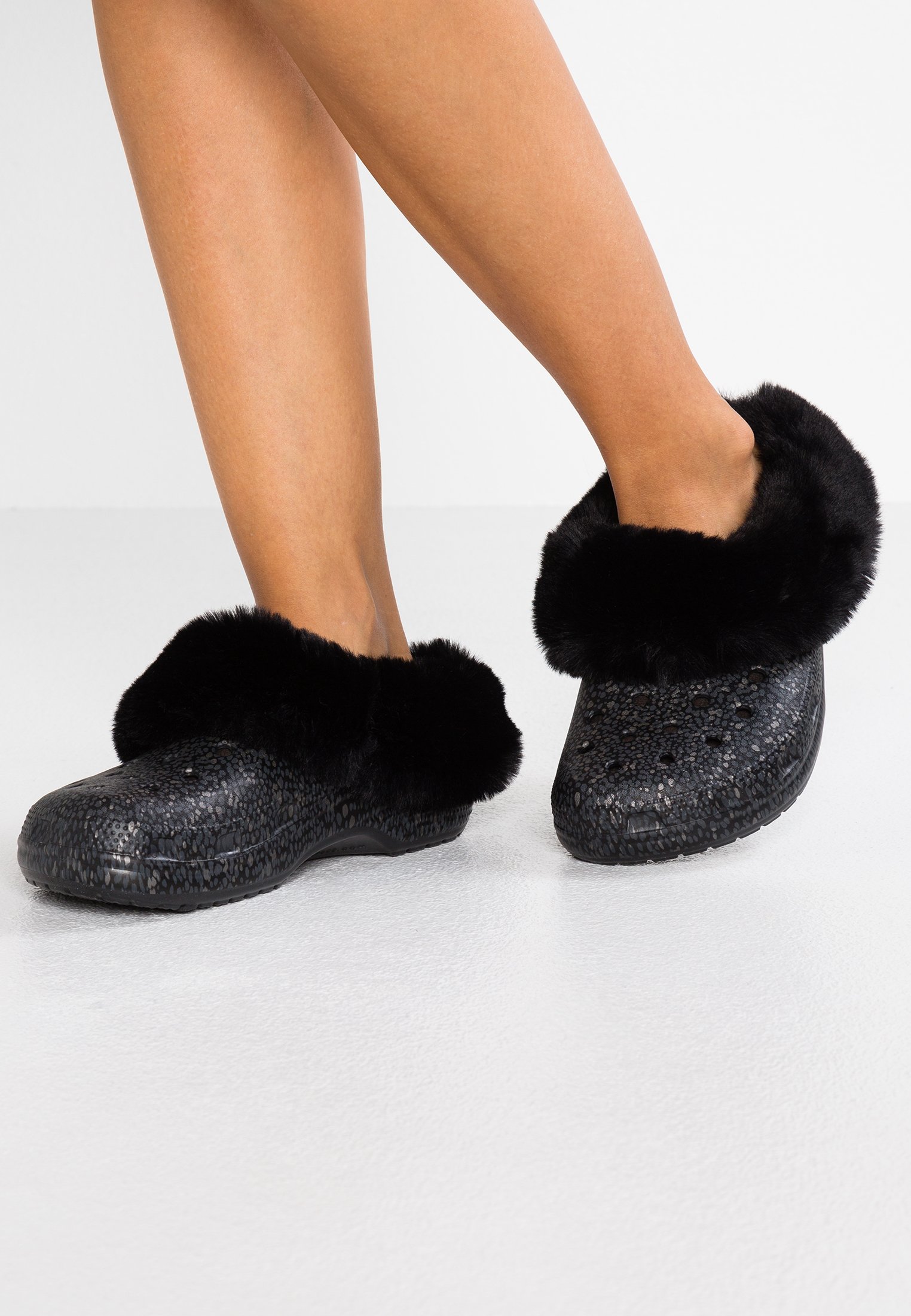 classic mammoth crocs