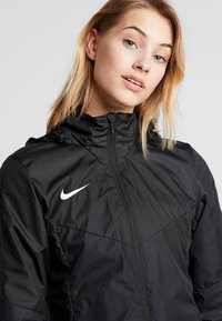 Nike Performance ACADEMY - Veste Hardshell - black/white